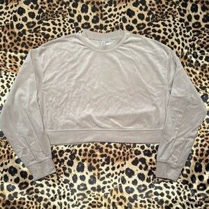 H&M Beige Ribbed Velour Cropped Pullover